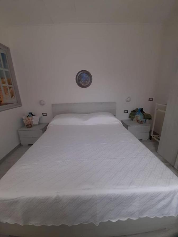 Ambos Mundos Apartment Quartu Sant'Elena Ngoại thất bức ảnh