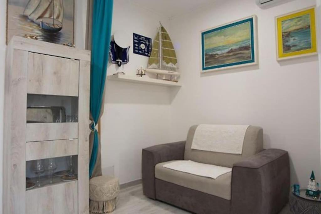 Ambos Mundos Apartment Quartu Sant'Elena Ngoại thất bức ảnh
