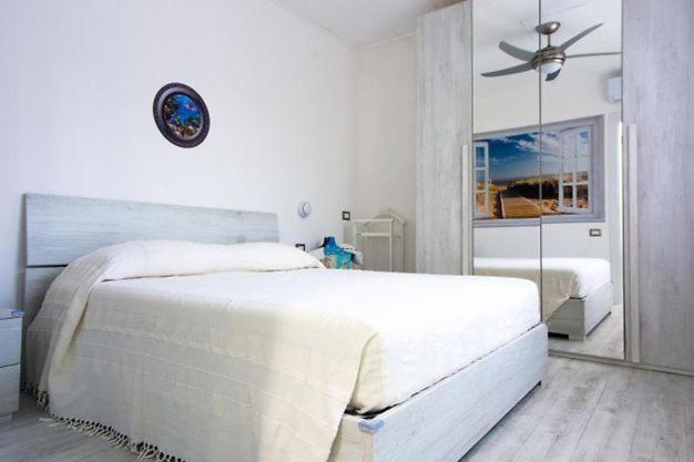 Ambos Mundos Apartment Quartu Sant'Elena Ngoại thất bức ảnh
