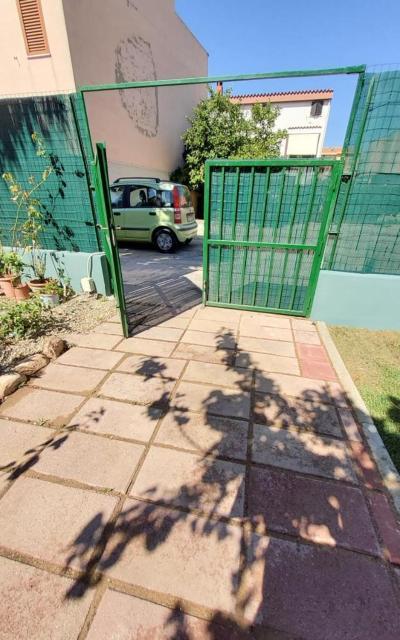 Ambos Mundos Apartment Quartu Sant'Elena Ngoại thất bức ảnh